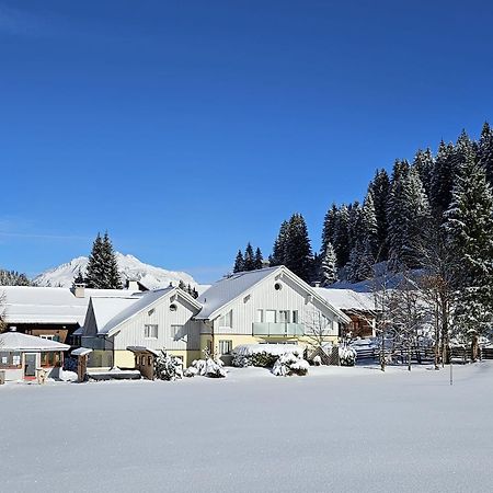 Haus Capricorn - Appartement Mountain View Gargellen Luaran gambar